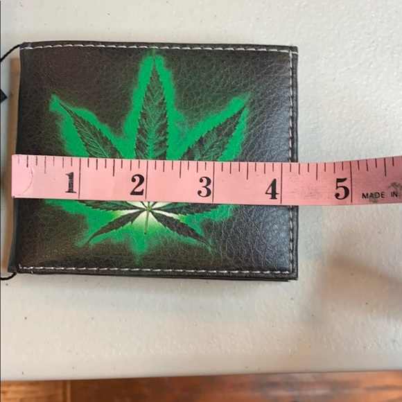 HANDCRAFTED WALLET - Picture 7 of 7